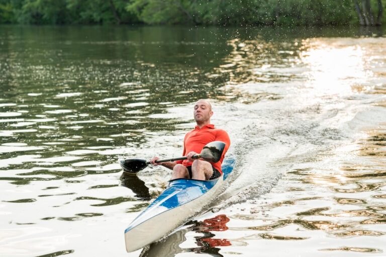 Apprendre à faire du kayak pour les débutants